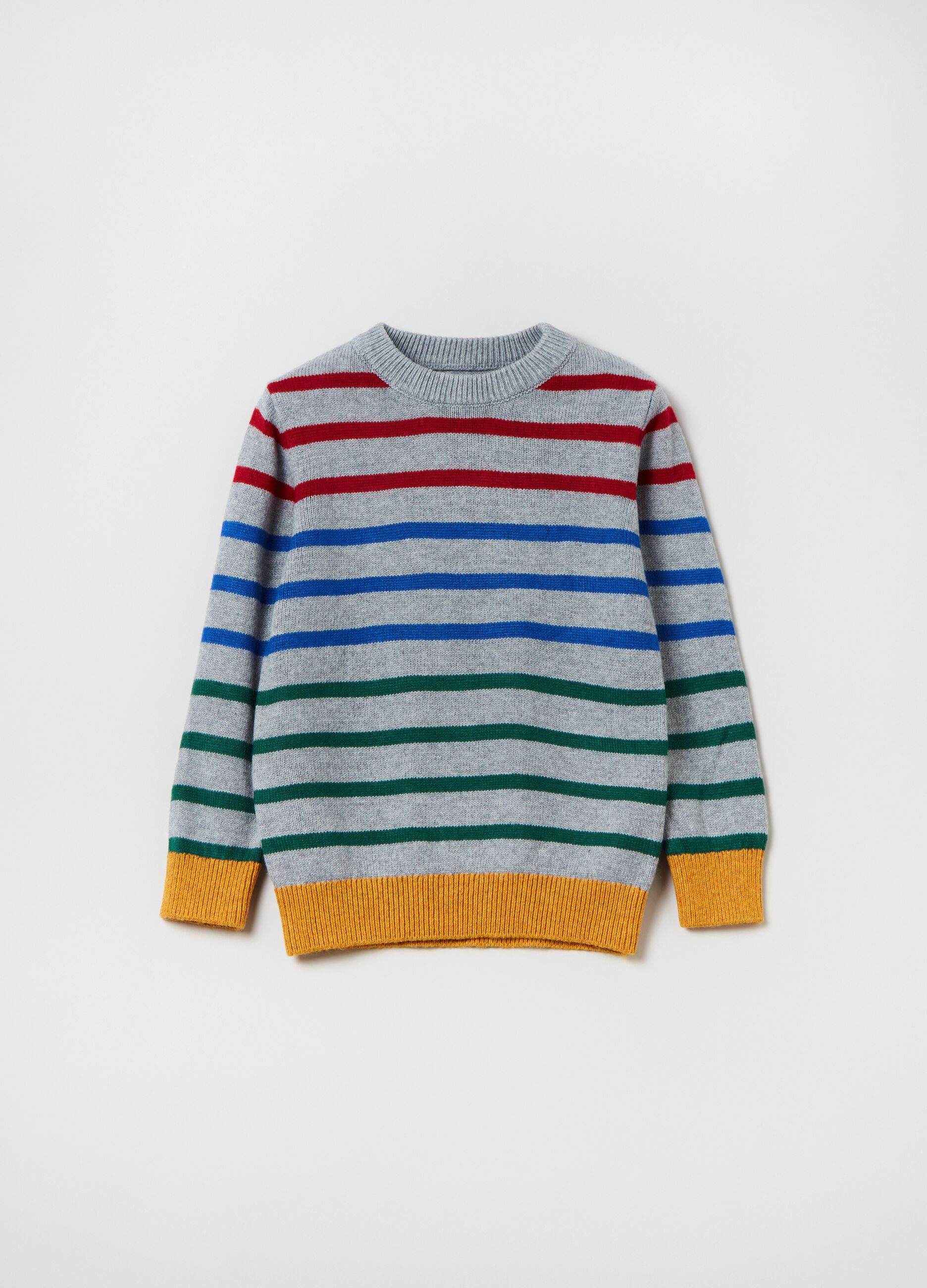 Pullover with striped pattern