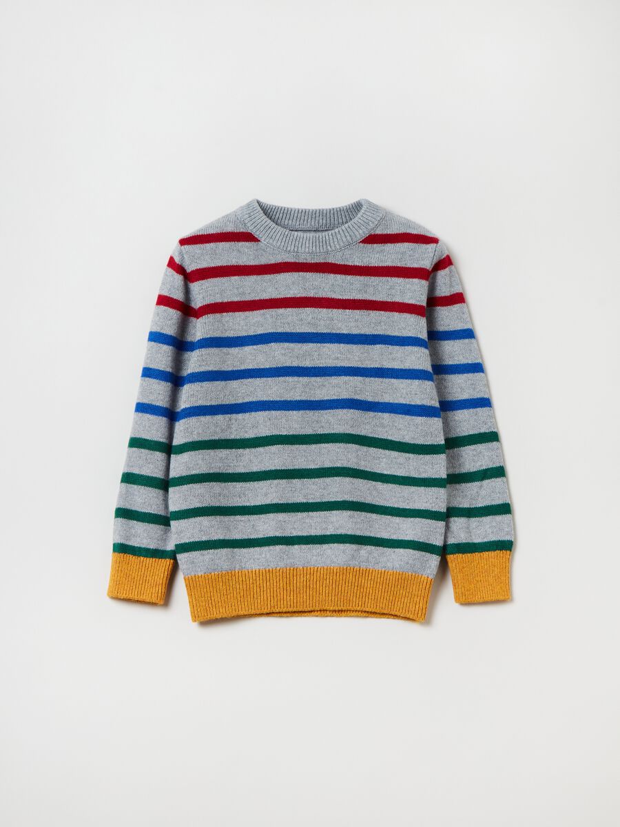 Pullover with striped pattern_0