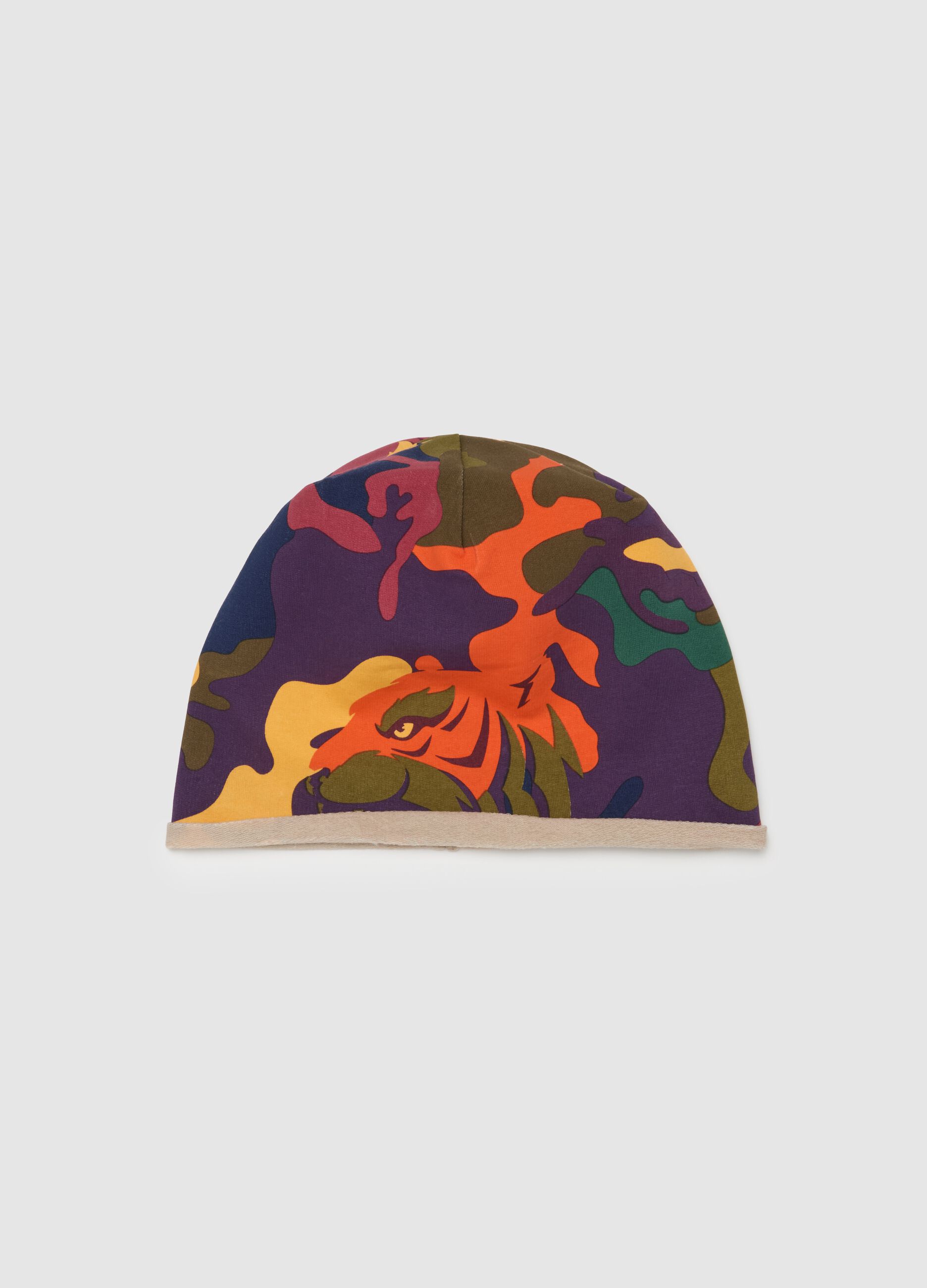 Camouflage hat in French terry