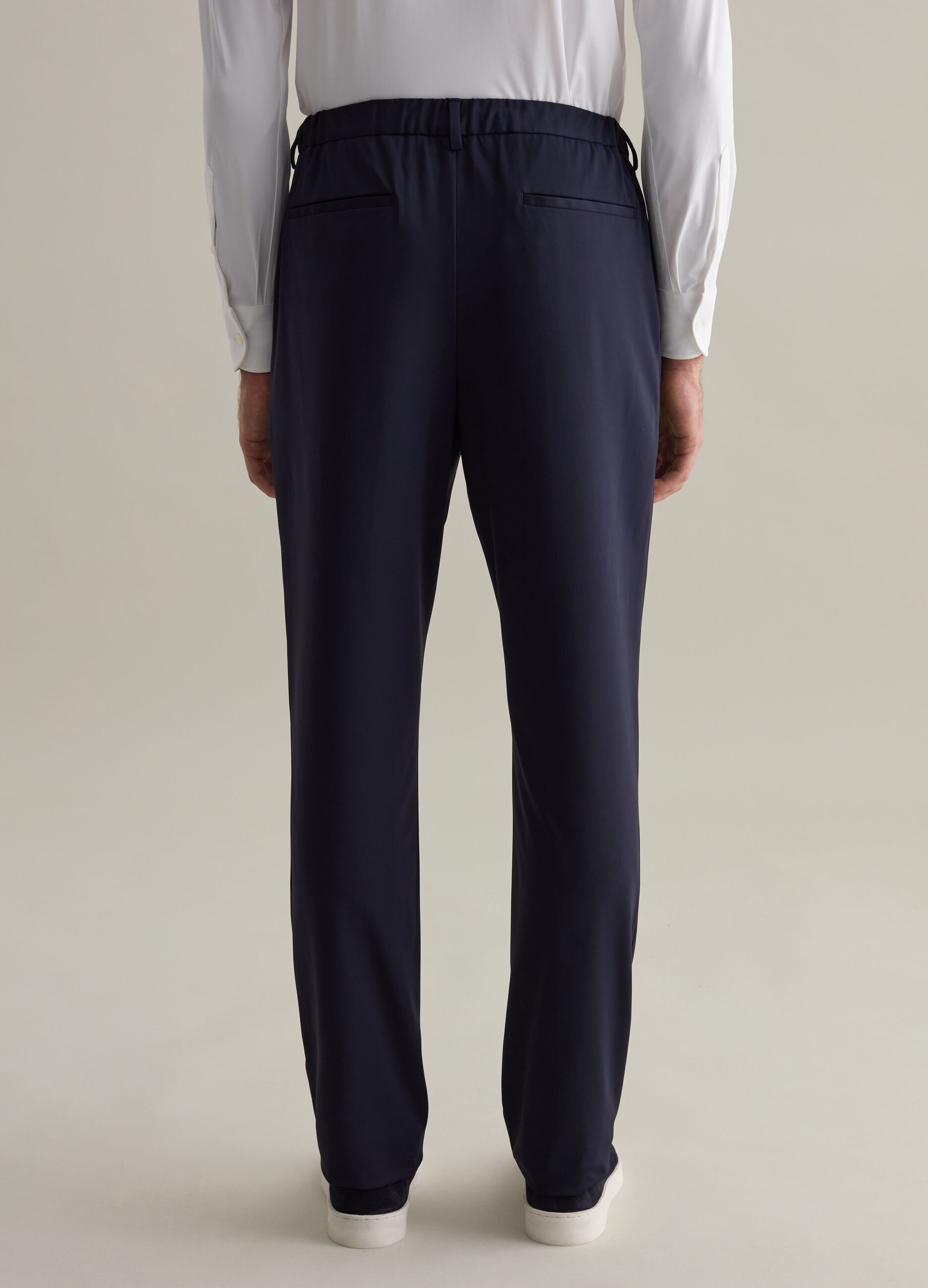 Contemporary trousers in technical fabric