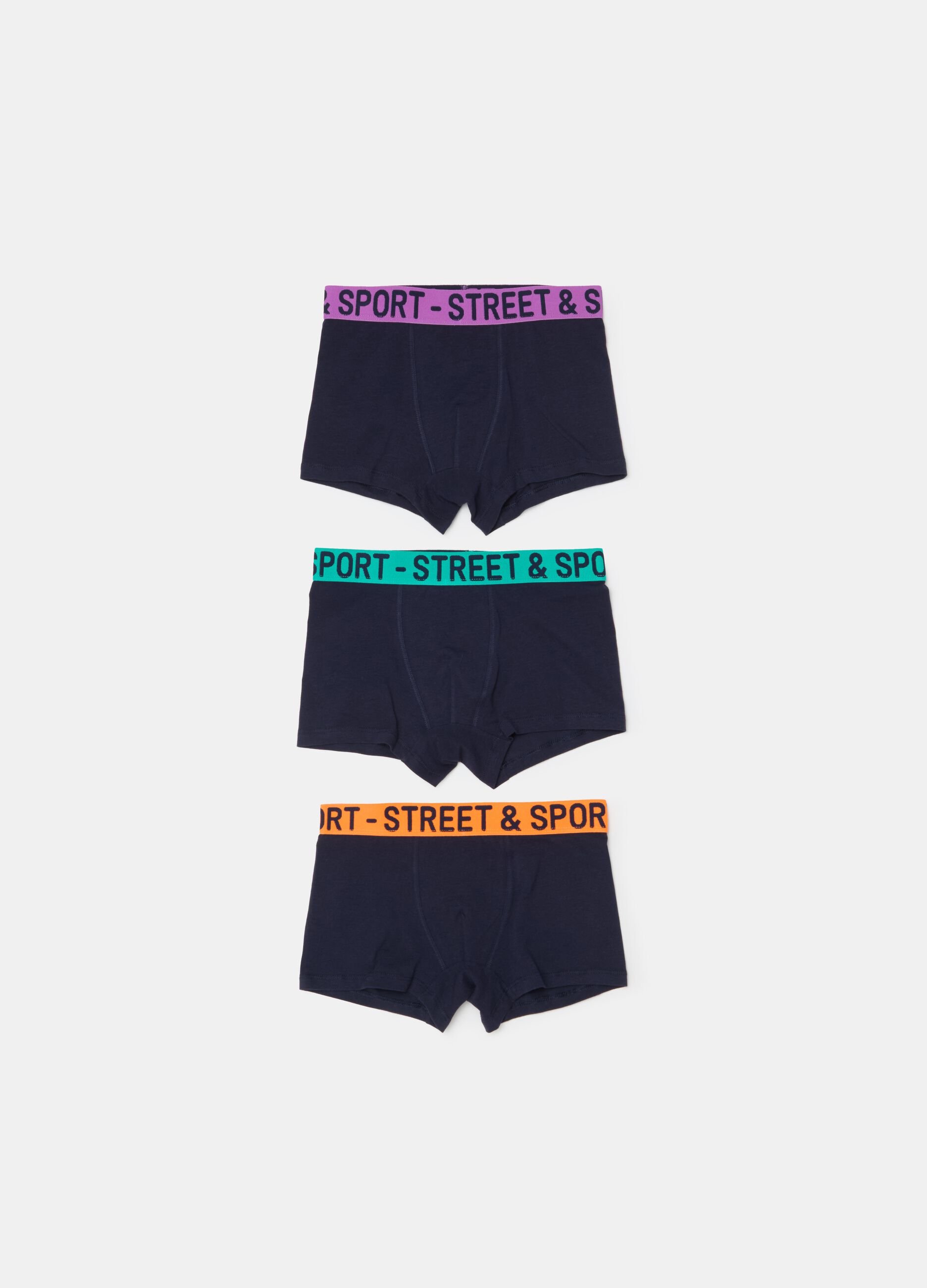 Three-pack boxer shorts with lettering in organic cotton