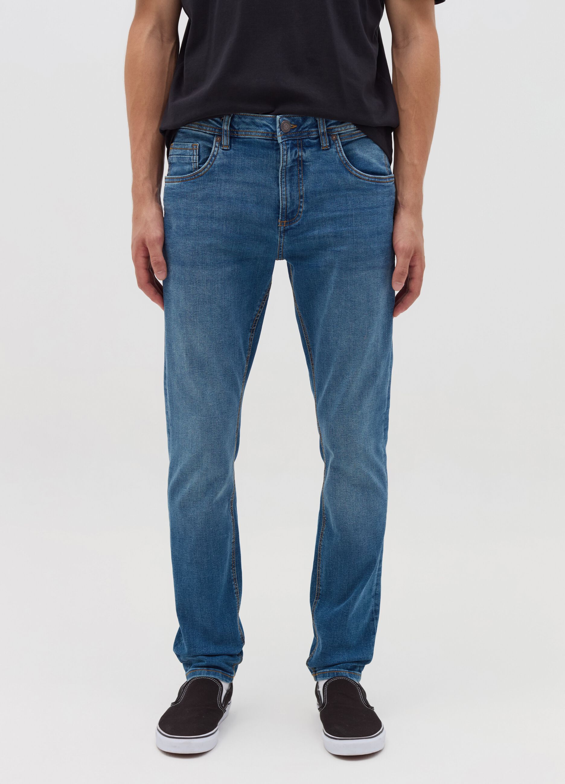 Skinny-fit jeans with fading