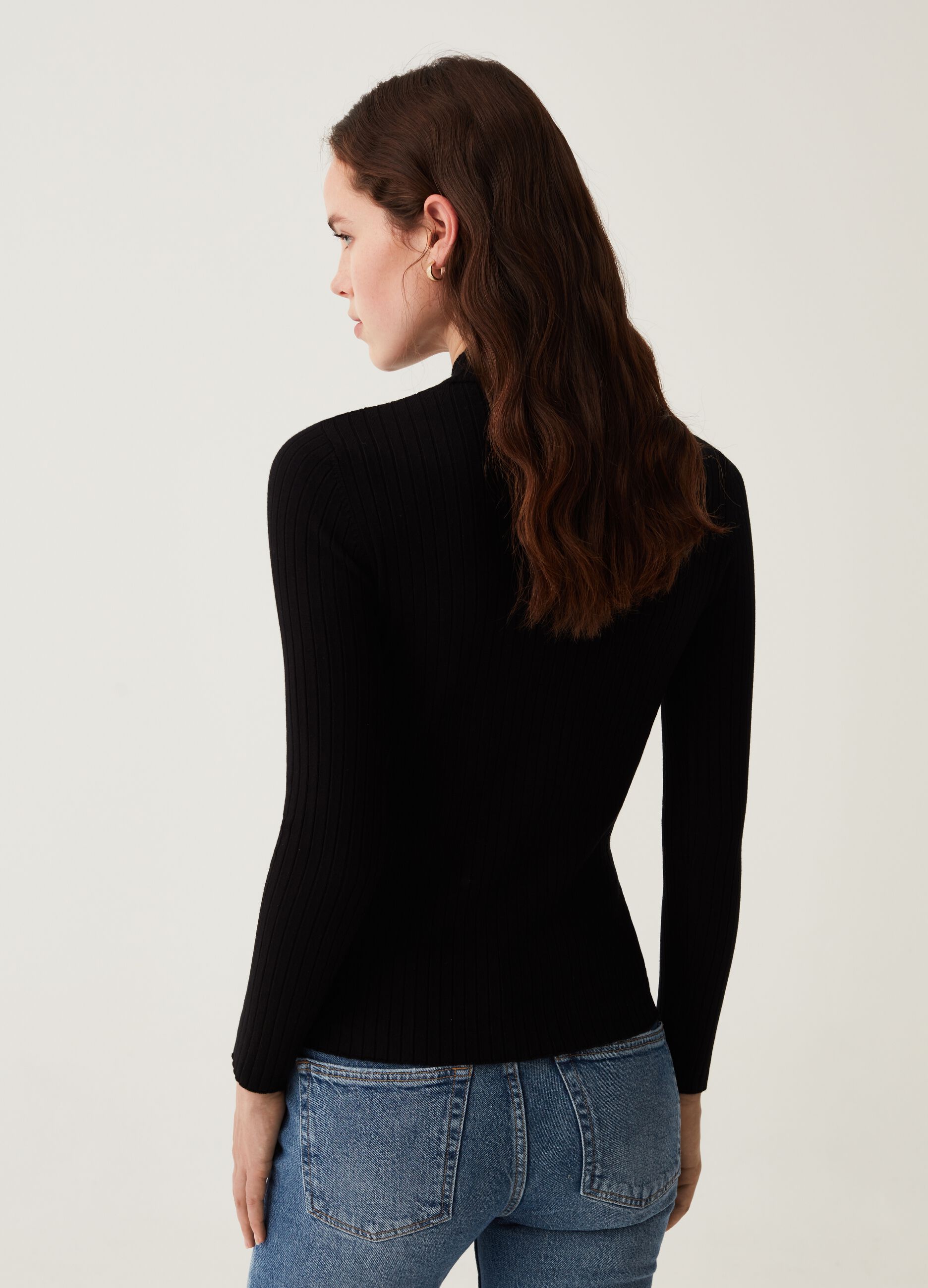 Mock neck pullover with flat ribbing