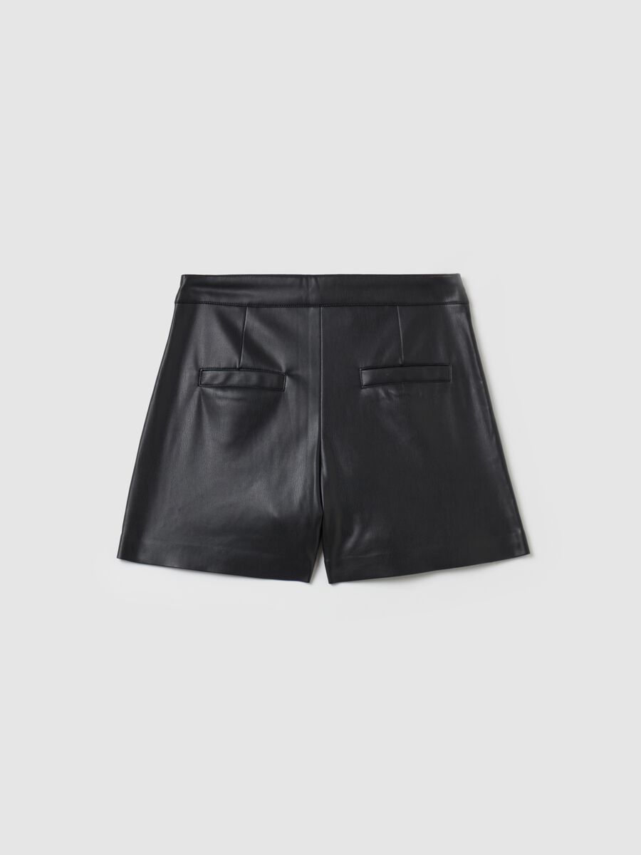 Shiny fabric shorts_1