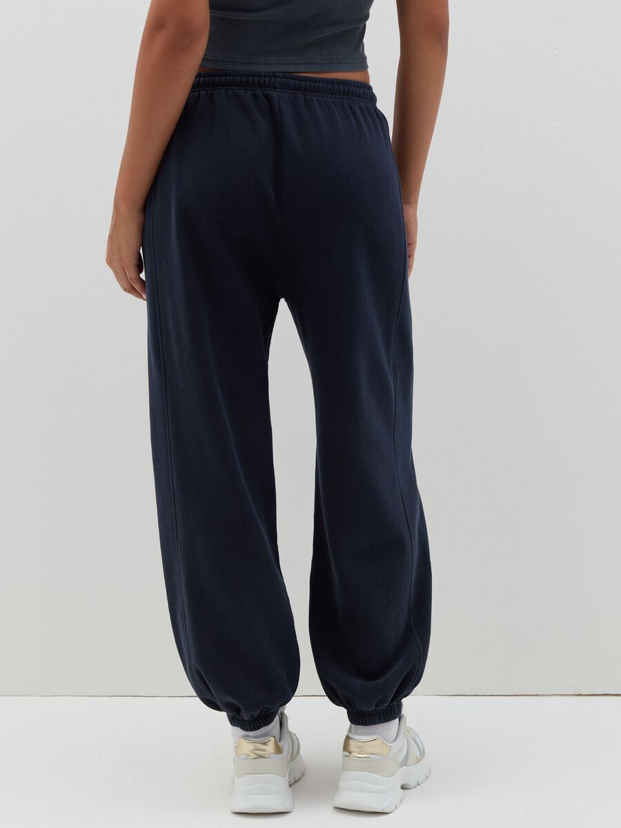 Fleece joggers with drawstring_2