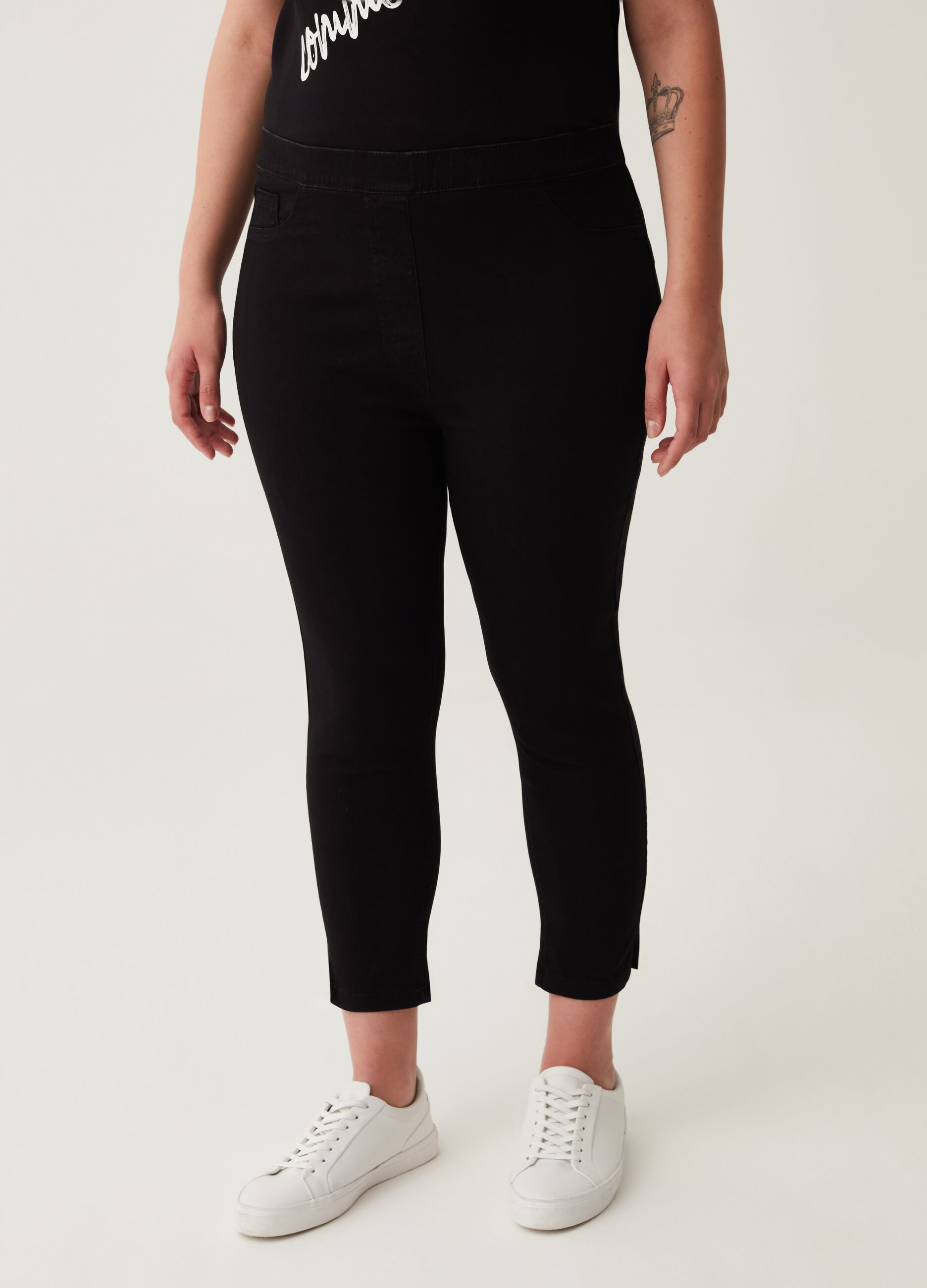 Curvy cropped jeggings with splits