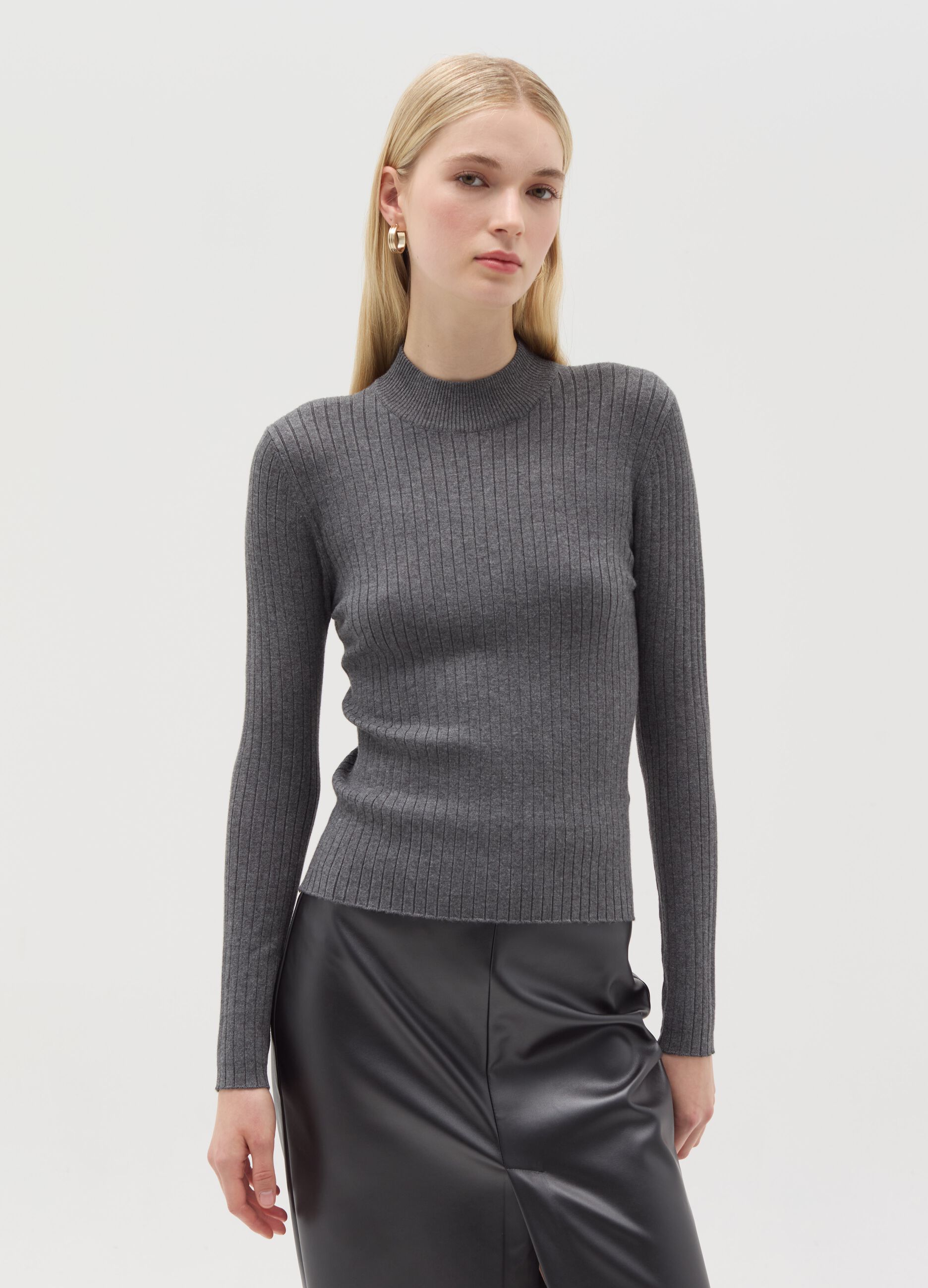 Flat ribbed top with mock neck