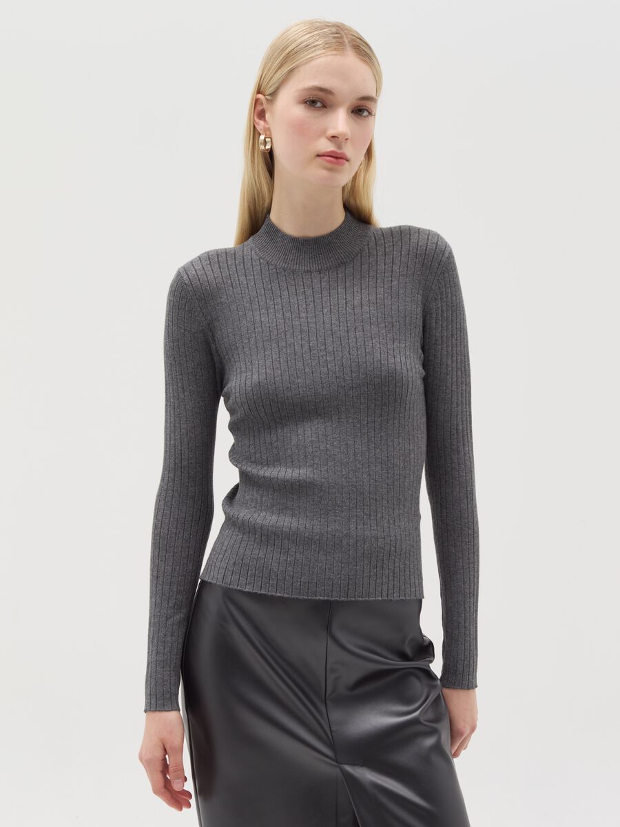 Flat ribbed top with mock neck_1