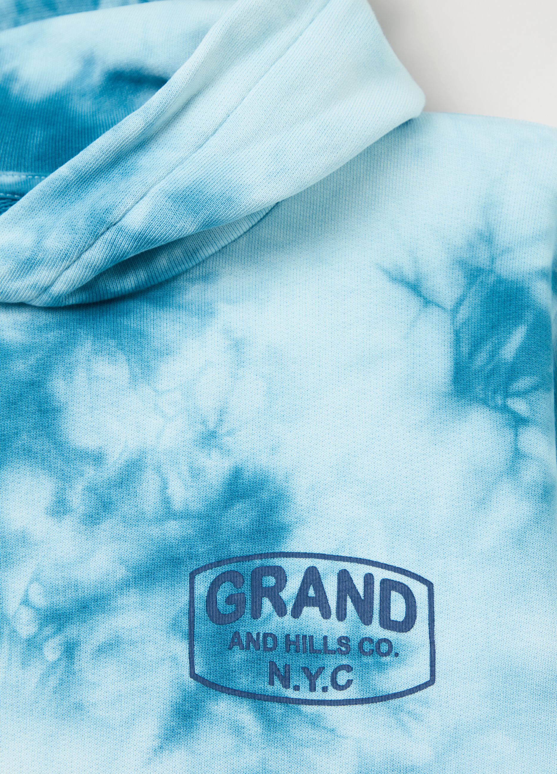 Tie dye sweatshirt with Grand&Hills print