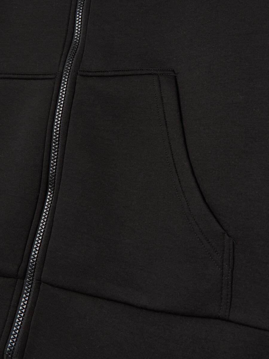 Essential sweatshirt with hood and zip_5