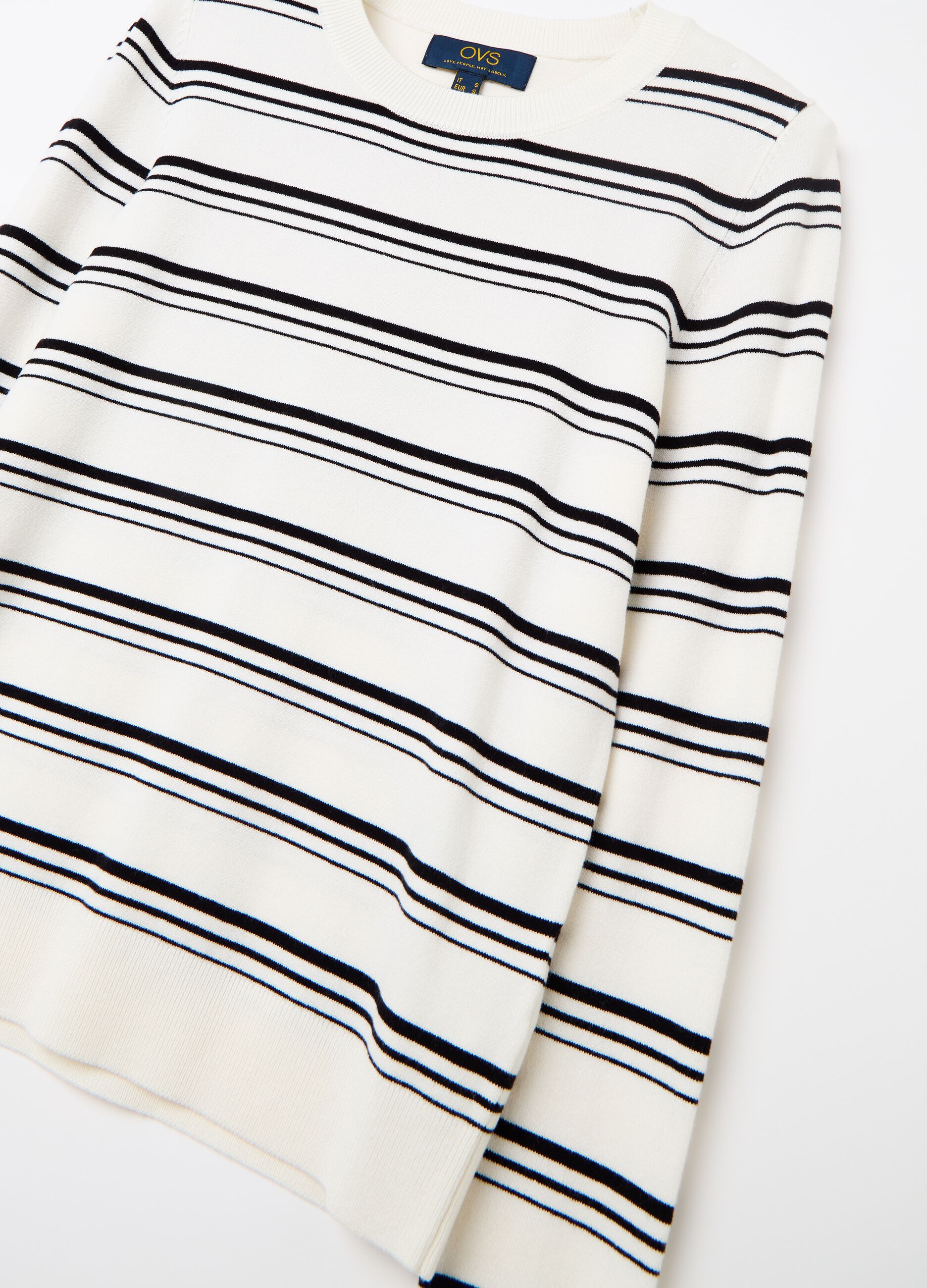 Long-sleeved striped knit shirt