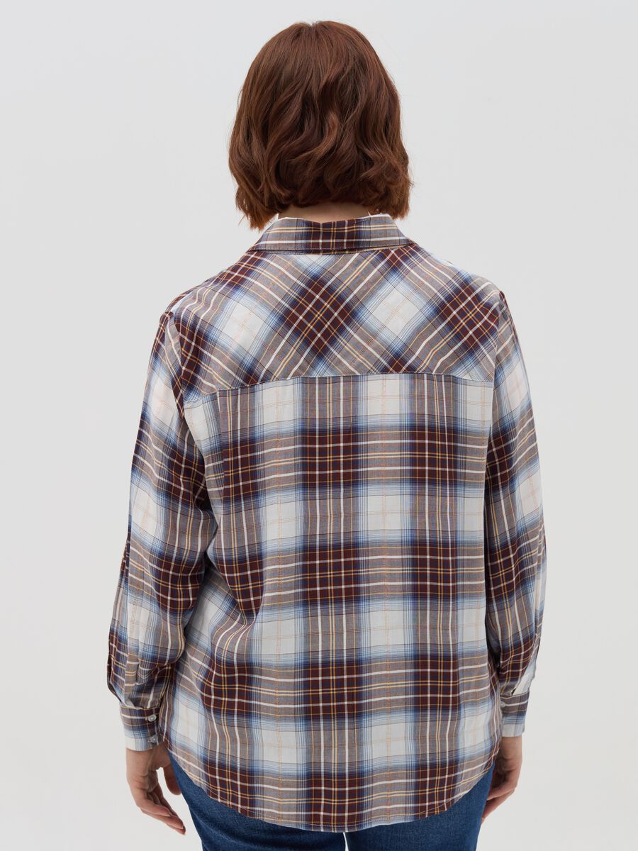 Curvy check flannel shirt with lurex_3