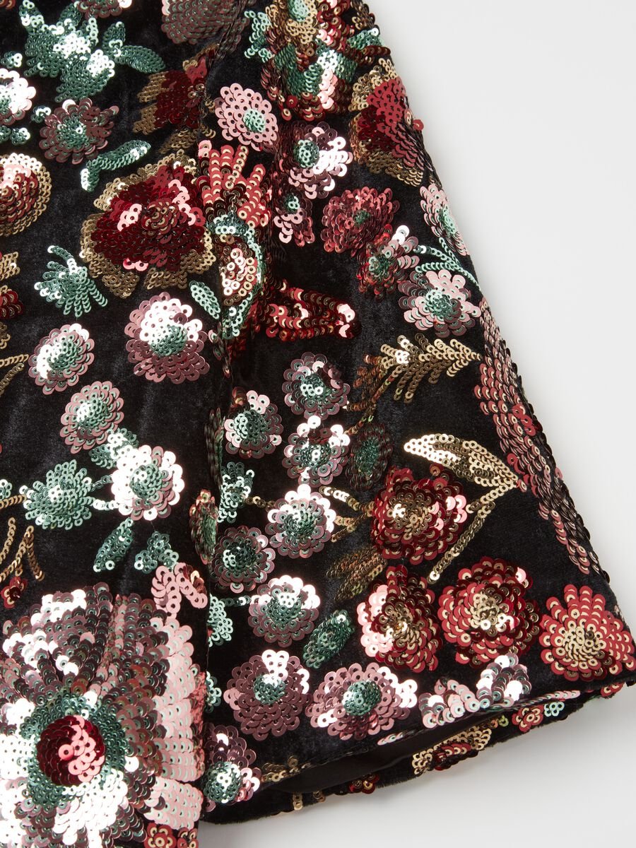 Top with floral design in sequins_5